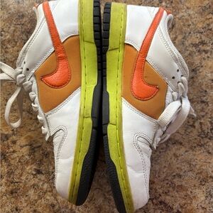 Nike sneakers size 8